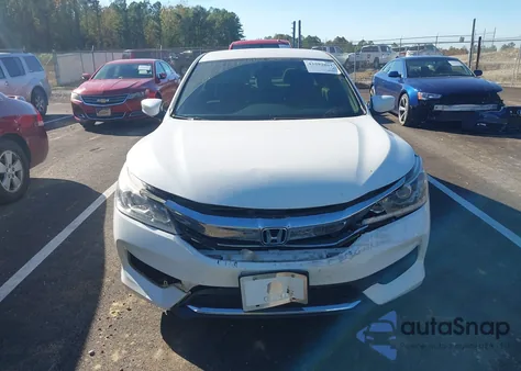 2016 Honda Accord Lx z USA, uszkodzony, nr VIN 1HGCR2F32GA061551